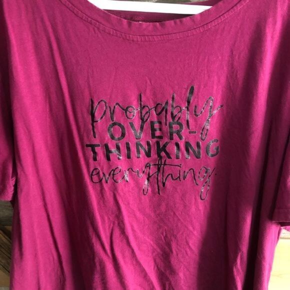 PLUS Size 4XL Burgundy Graphic Print T-shirt - Picture 3 of 5